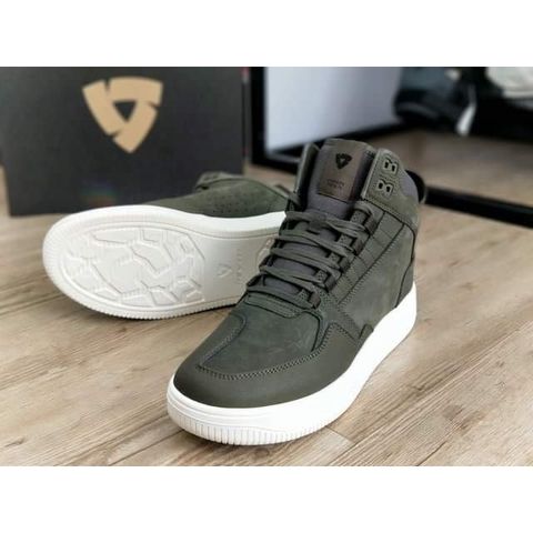 c8173f316c29fd1c78c6897ded688660