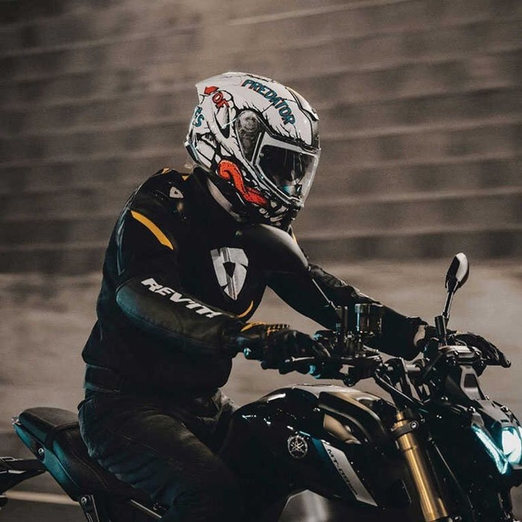 tw-11134201-7qul4-lgouwcaa7tik8e