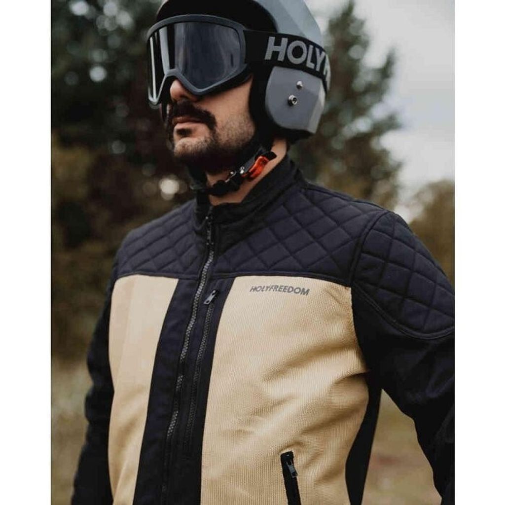 tw-11134201-7rbk4-m7hof8l8zib5e4