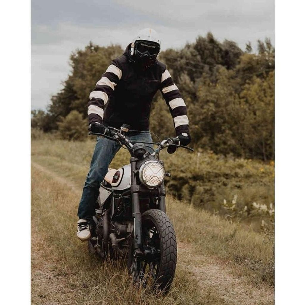 tw-11134201-7rbk7-m7hof8jv2z4243