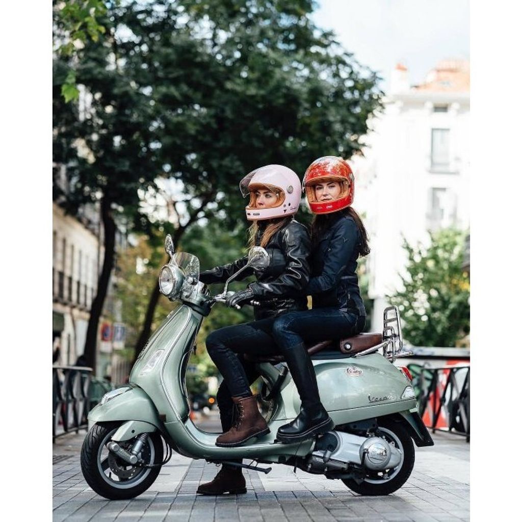 tw-11134201-7rbk7-m7kn4x3oxlrefb