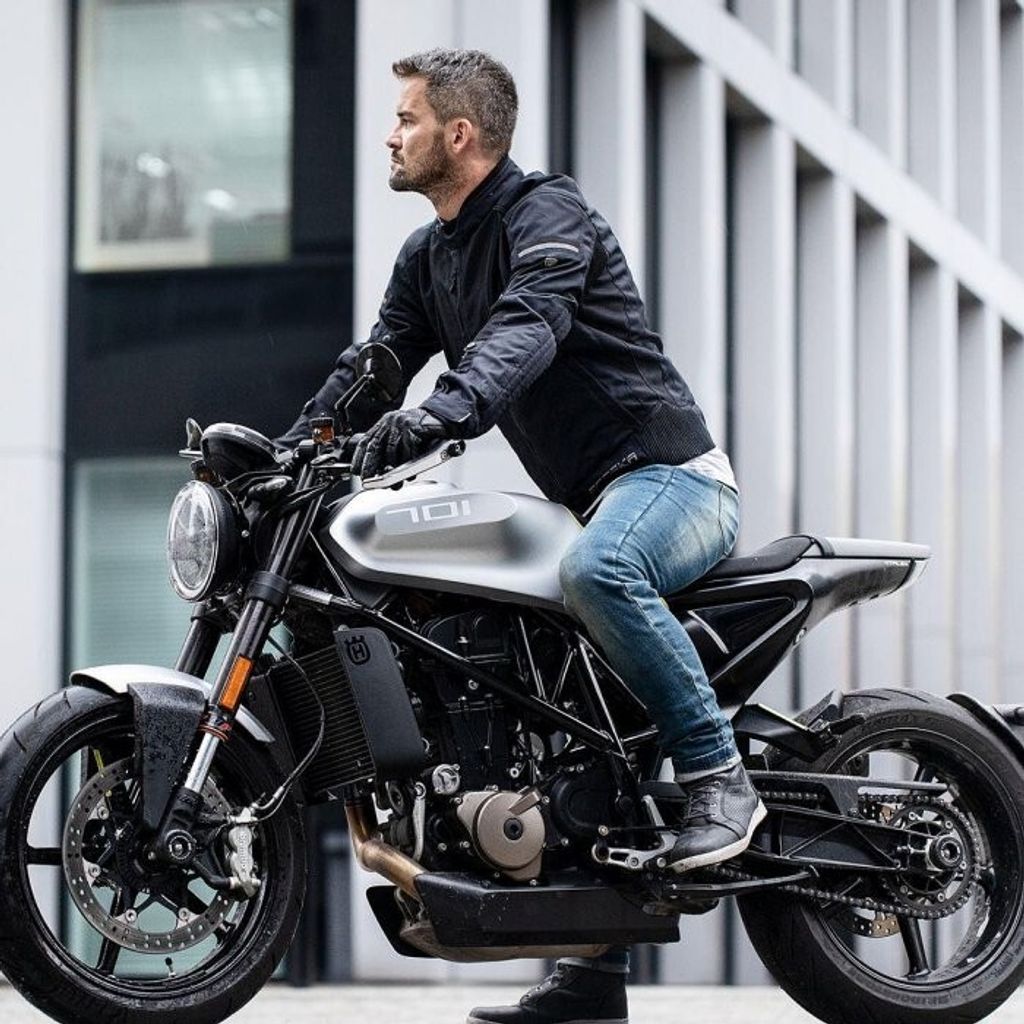 tw-11134201-7rbkc-m73pz3ybaedbbf