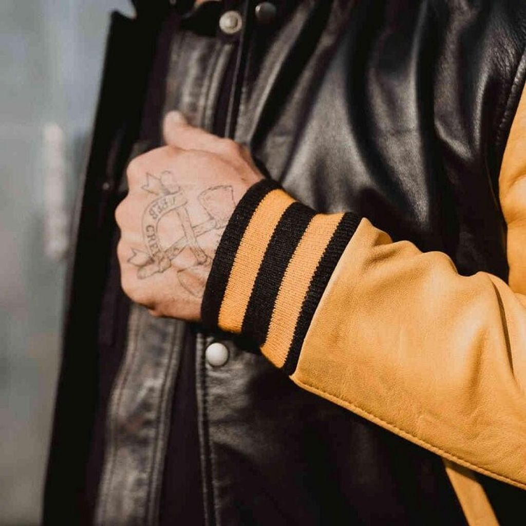 tw-11134201-7rbkd-m73pz4qw4j2w00