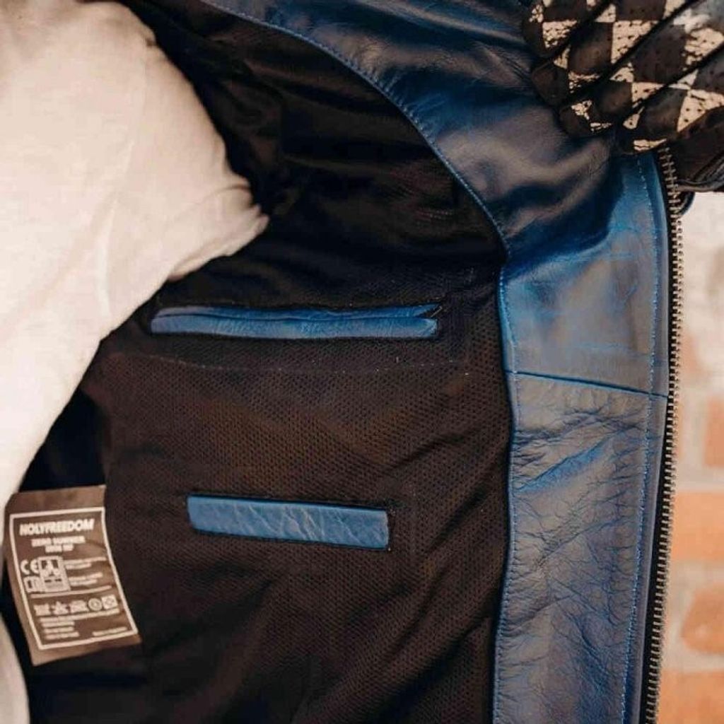 tw-11134201-7rbk0-m73pz4pi6k6006