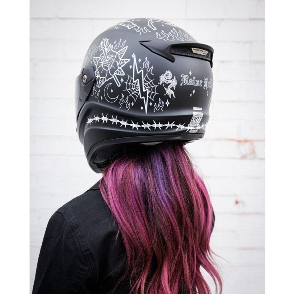 tw-11134201-7rbk0-m73pz5cj8uoy51