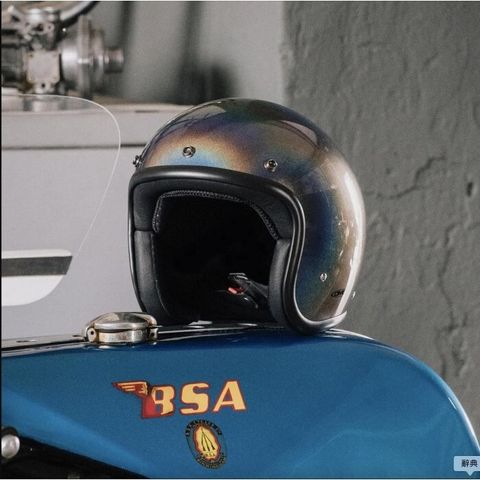 tw-11134201-7ras9-m5vc5c8gi28d94