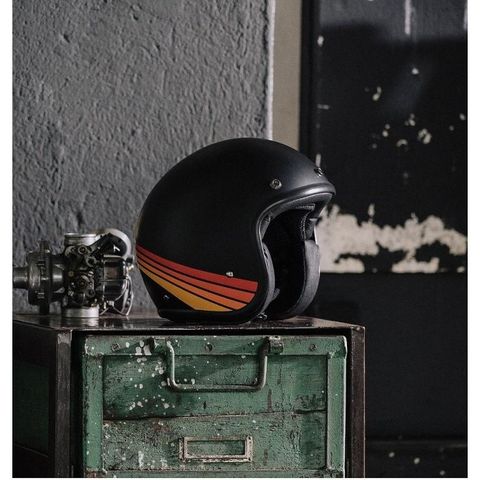 tw-11134201-7rasl-m68arwvy2vmgee