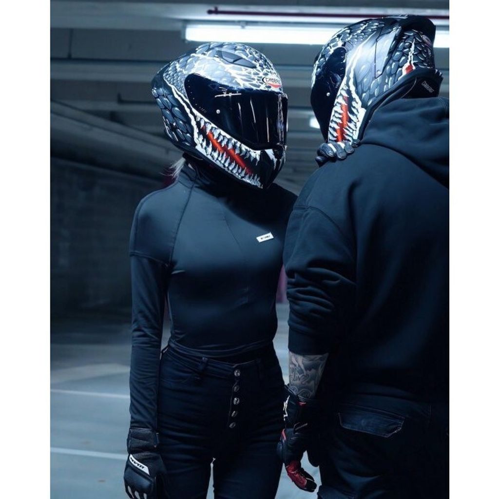 tw-11134201-7rasl-m4em6dw4j7kba3