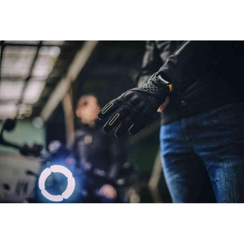 tw-11134201-7ras8-m4ram5akedp1cb