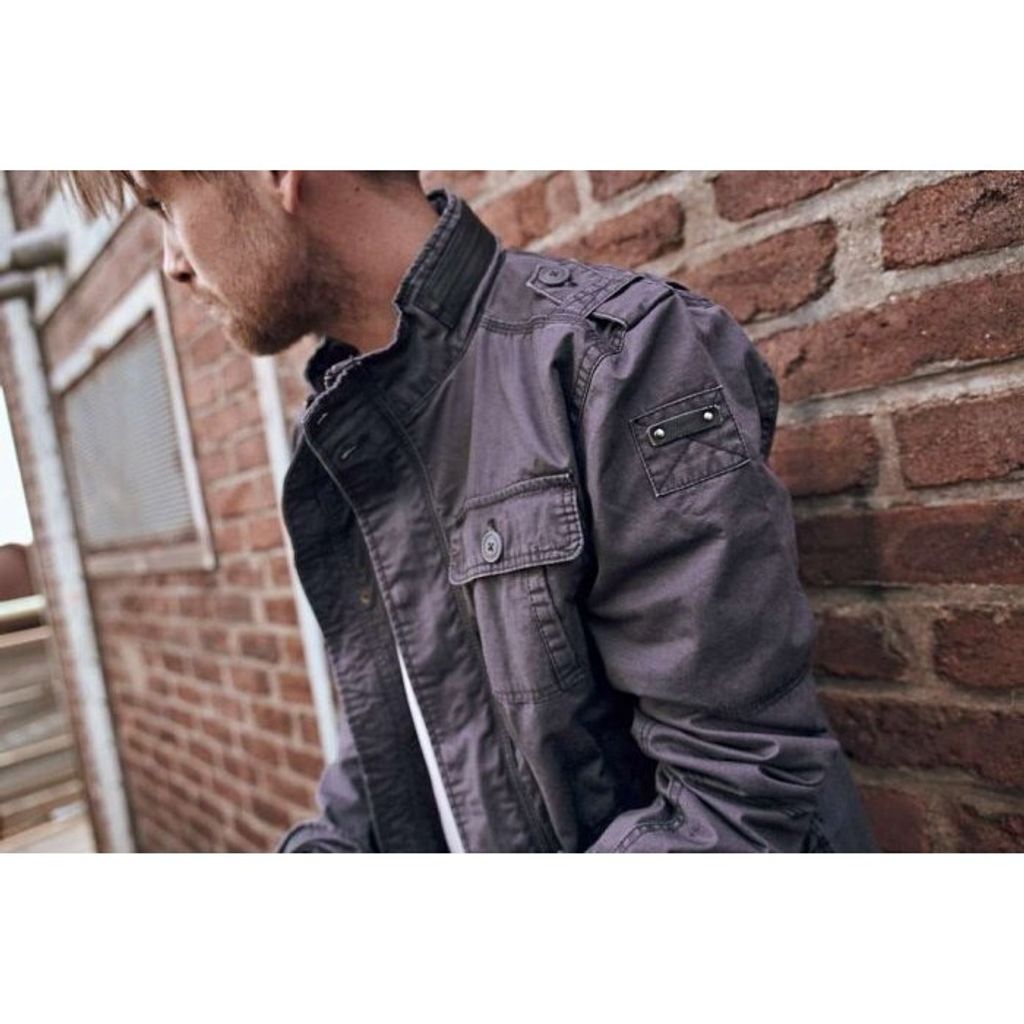 tw-11134201-7rash-m3yygqk57nuoc7