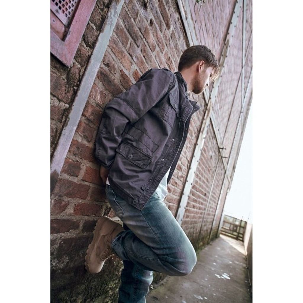 tw-11134201-7rase-m3yygrd01fnk39