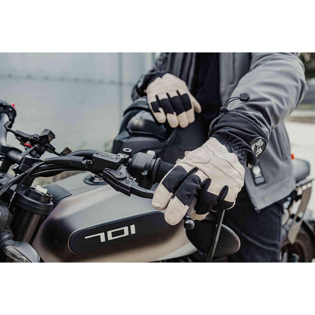 tw-11134201-7r98z-m0be1vuwojqf4a