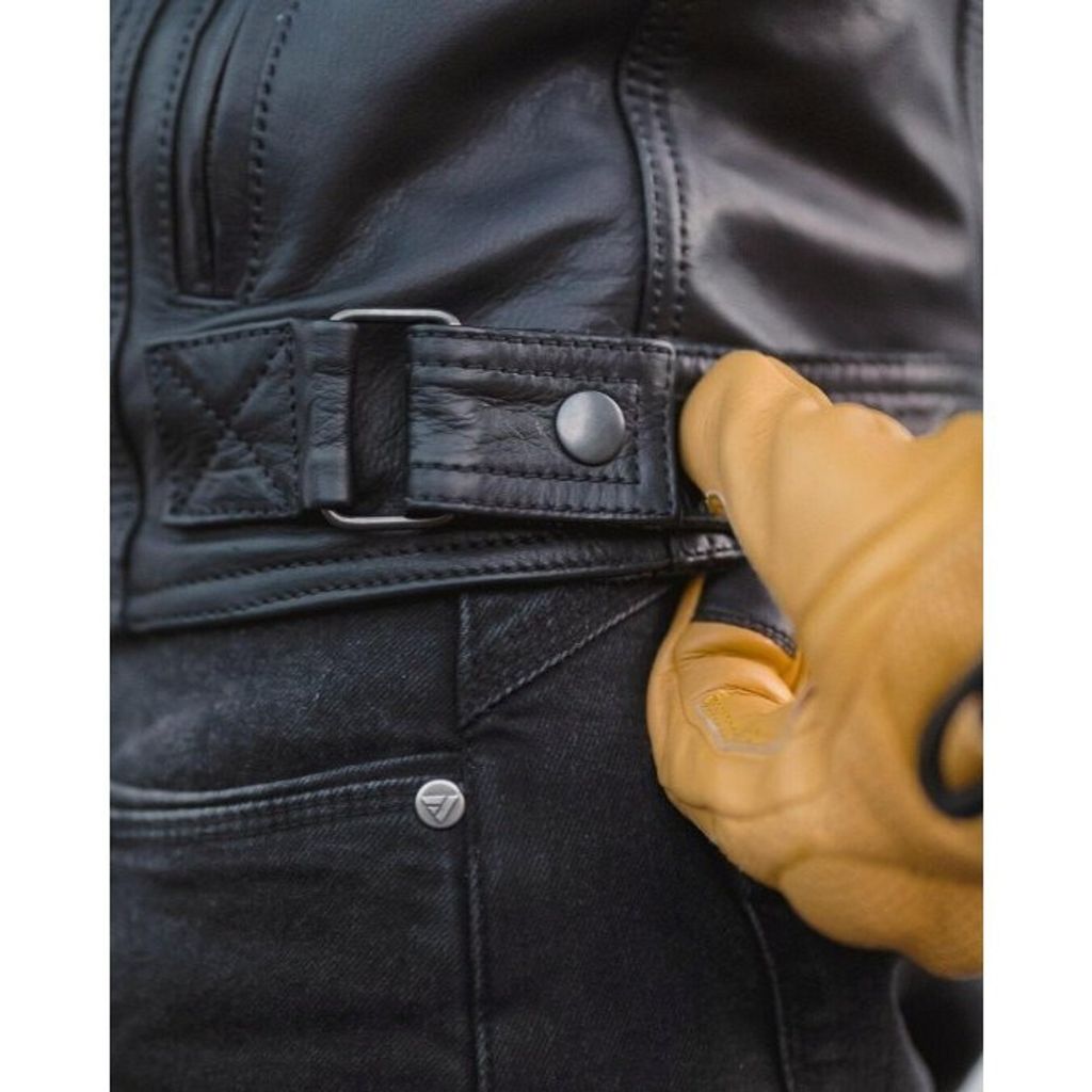 tw-11134201-7r992-lutbas3q3ho900