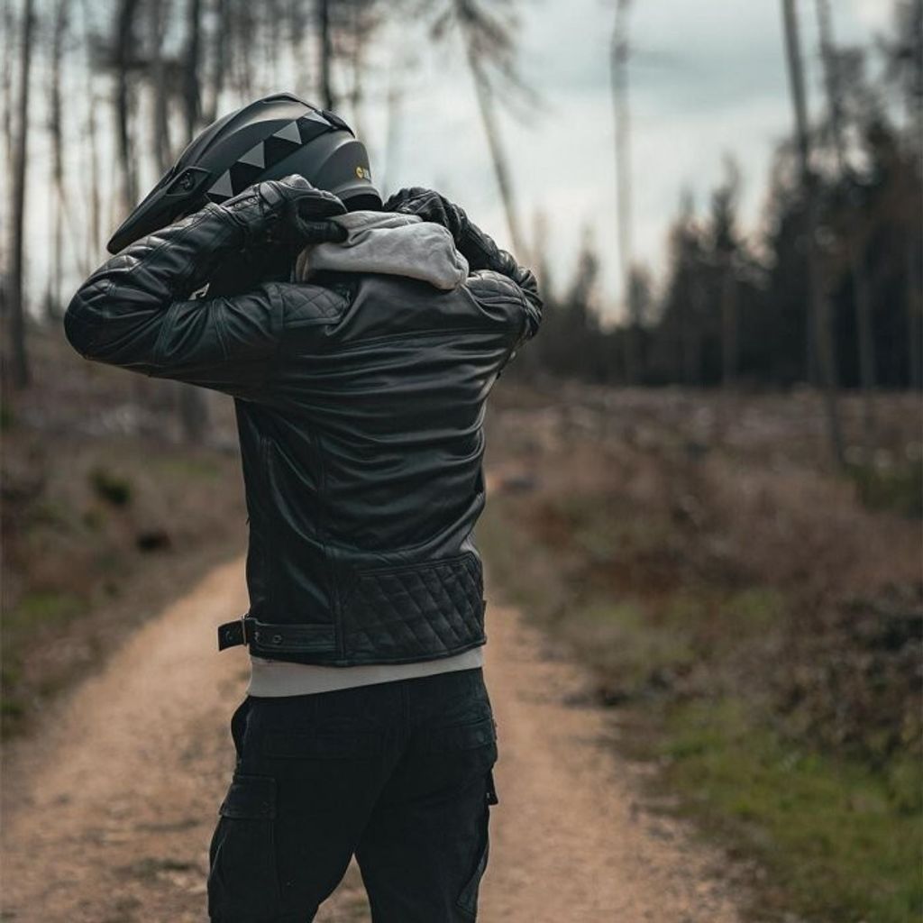 tw-11134201-7r991-lutbaskdf4yv35