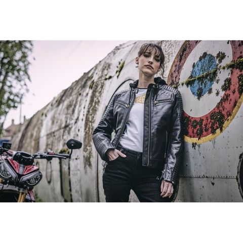 tw-11134201-7rasj-m34zng6da67d6e