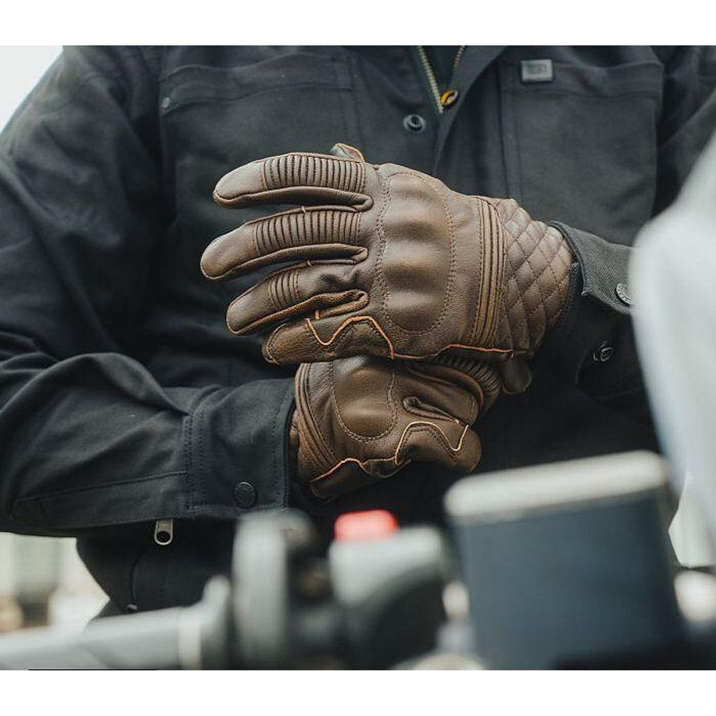 tw-11134201-7r98s-m0be27t986w740