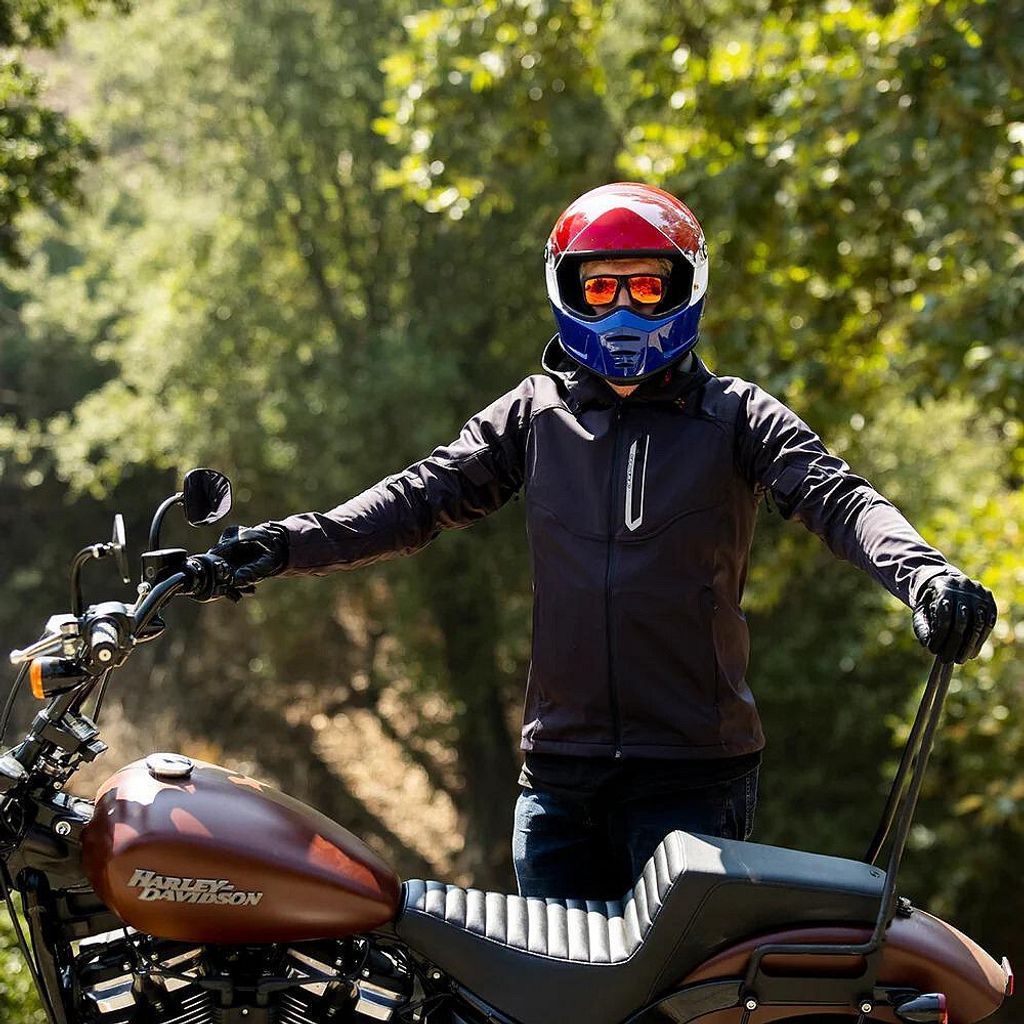 tw-11134201-7r98z-lylyv3qbss9q73