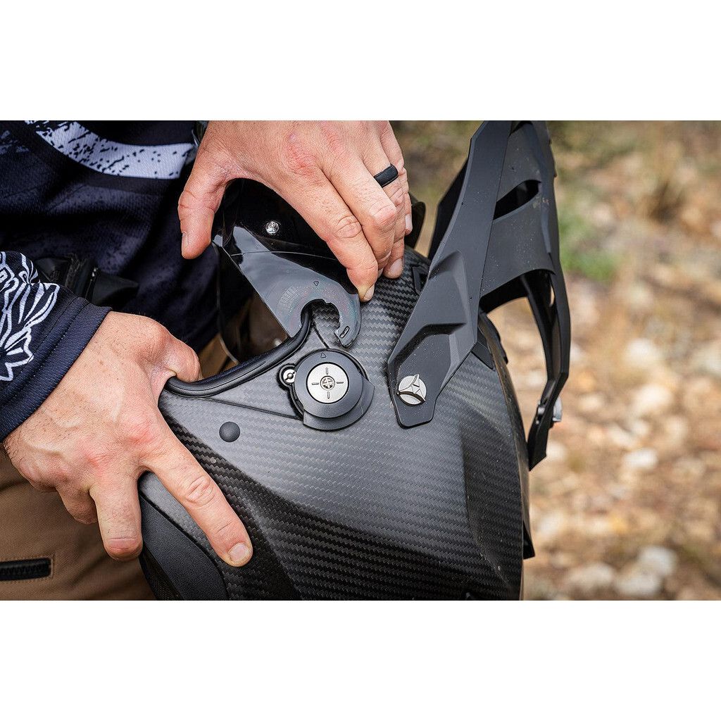 tw-11134201-7r98s-lzhba4v9vxmcea