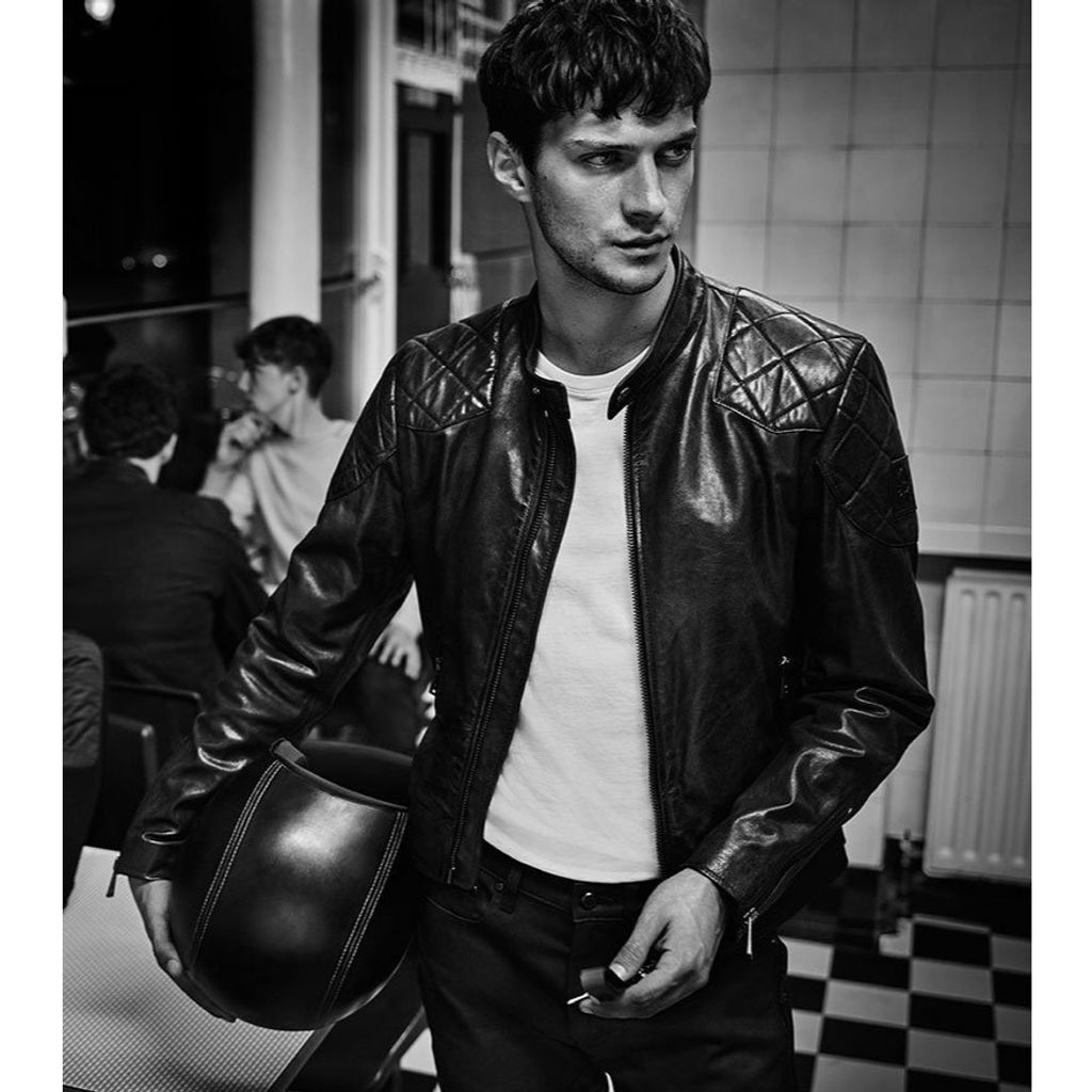 tw-11134207-7r98o-lxe0sbd3l7w0b4