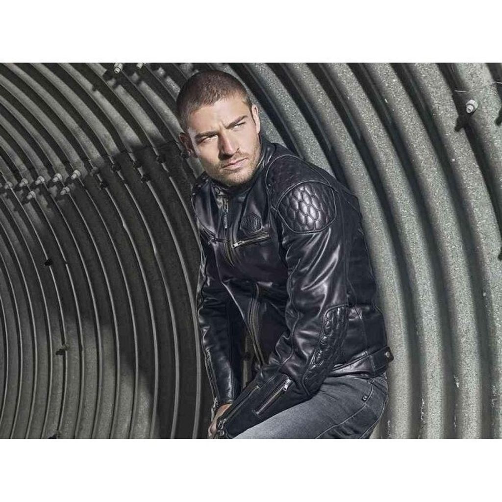 tw-11134201-7r98q-lvk7fzozrn0273