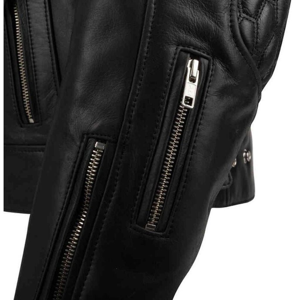 tw-11134201-7r990-lvk7g0q698yi8f