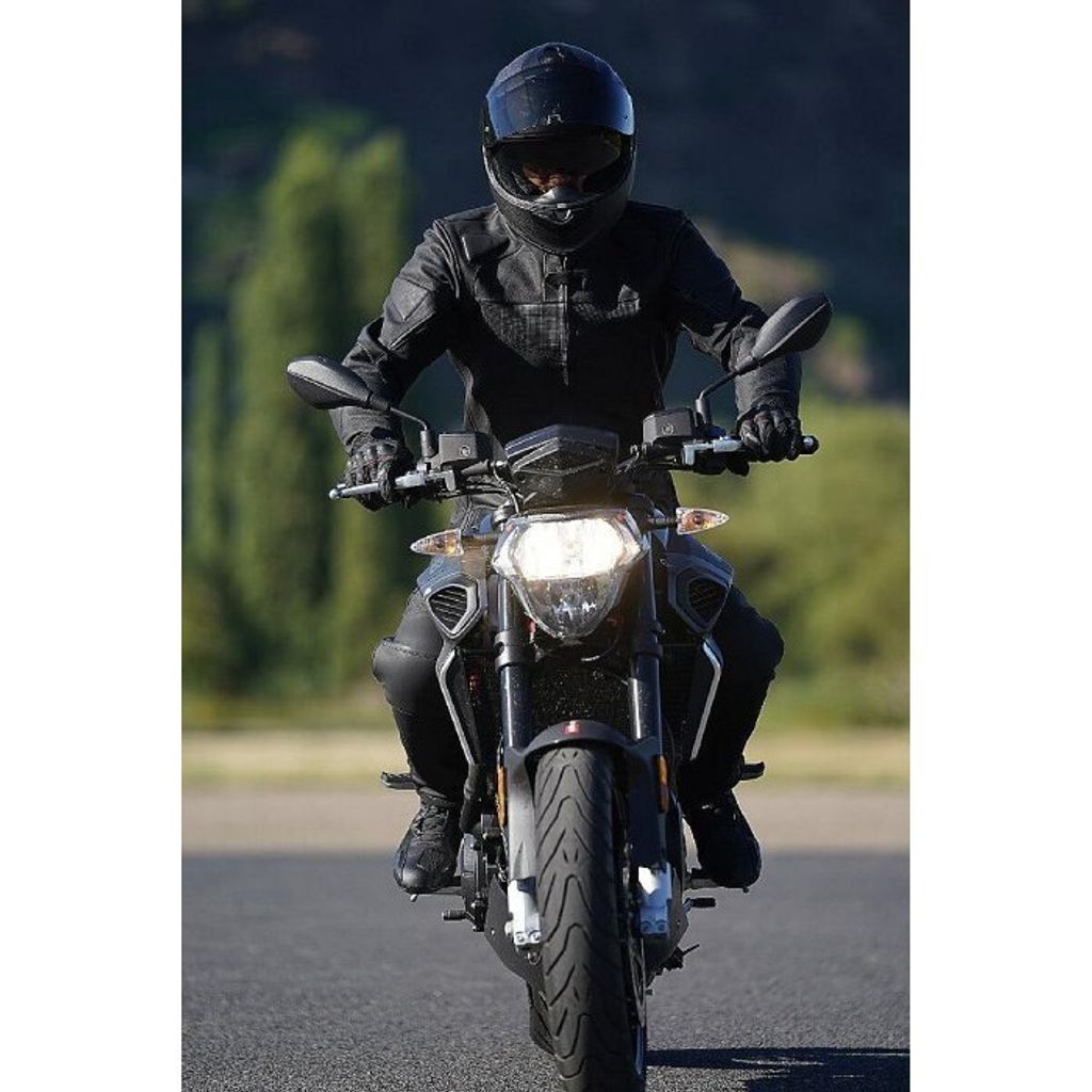 tw-11134201-7r98q-lutbatwxg2ucd4