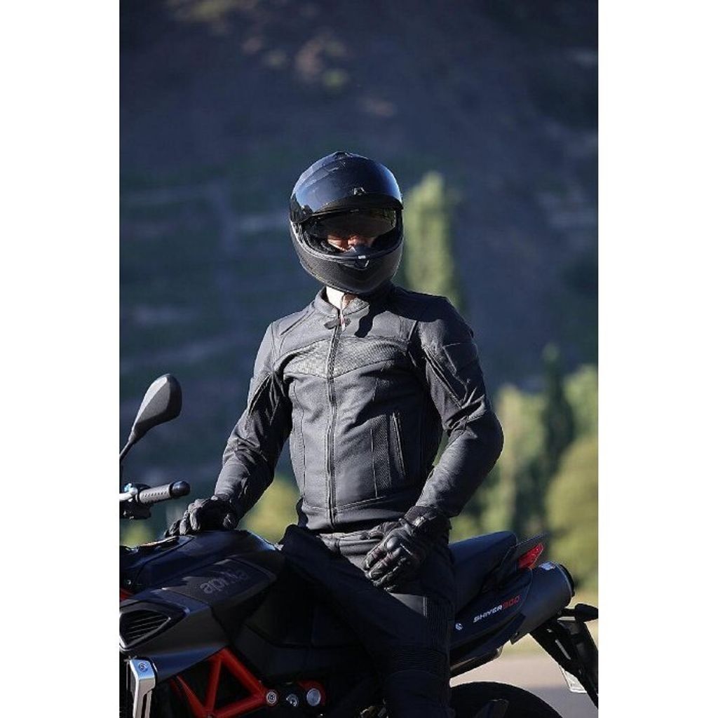 tw-11134201-7r98s-lutbauoyb2h2c5