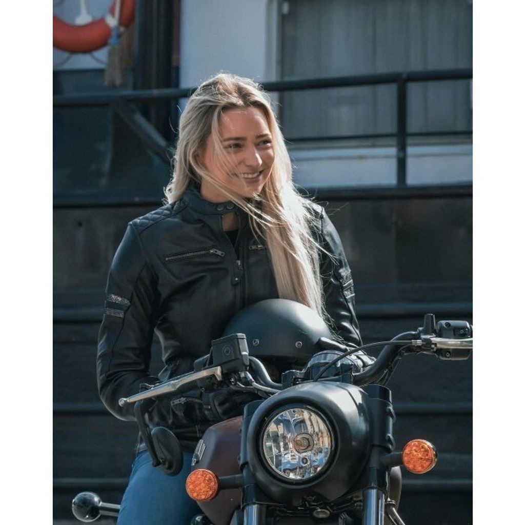 tw-11134201-7r98o-lscseabtevxz38