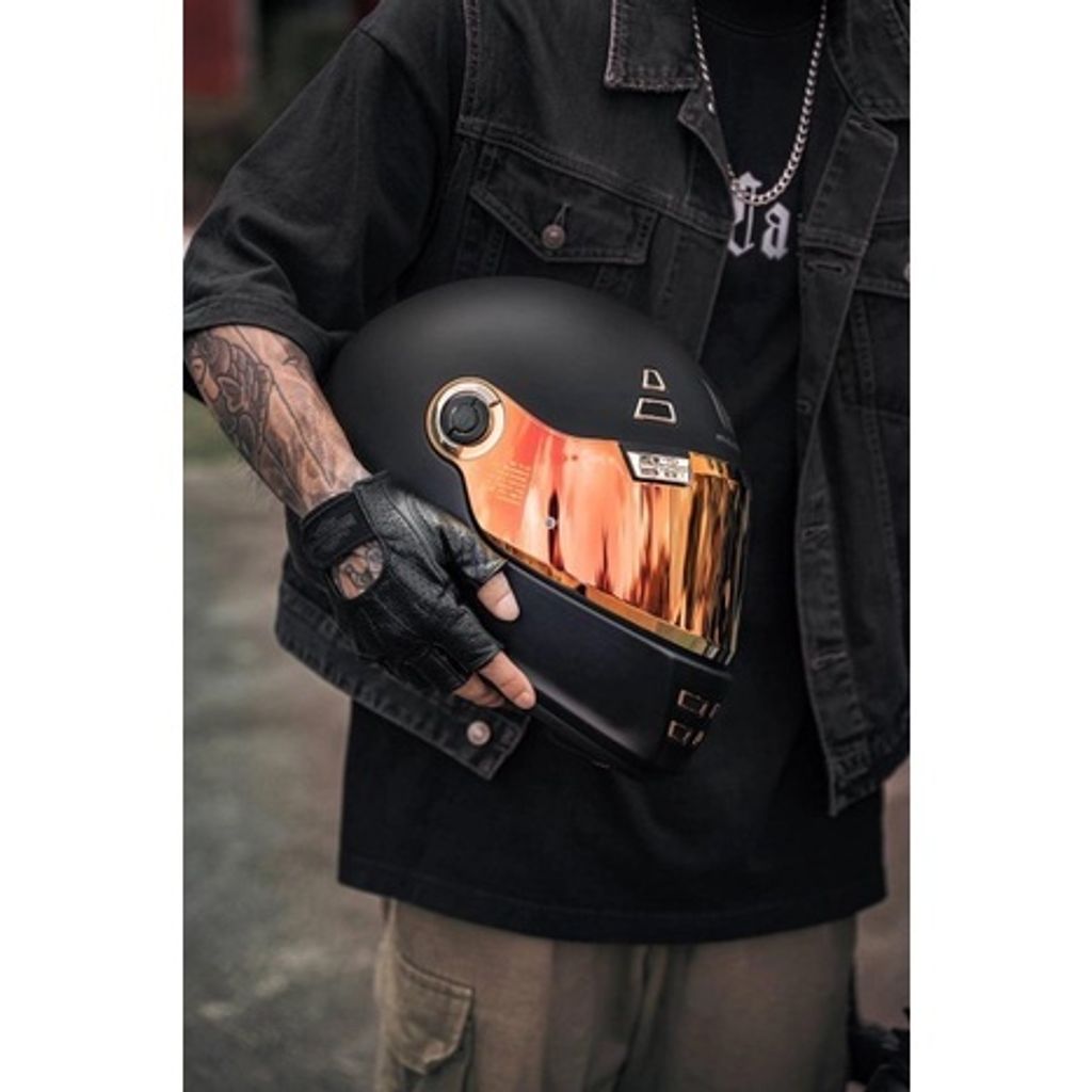 tw-11134201-7r98p-lp2bc1us8kzbbe