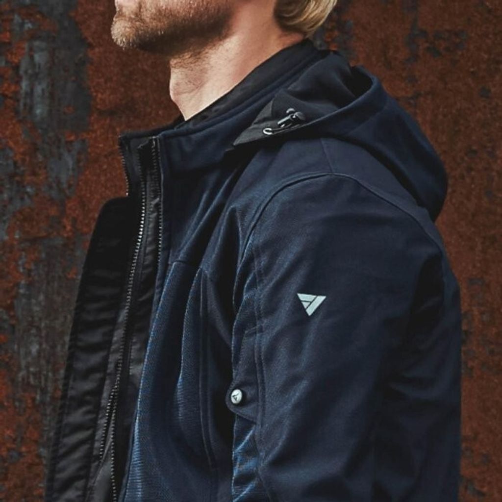 sg-11134275-824hi-mf9pgml1ltzgc3