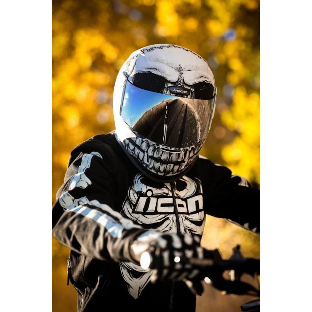 sg-11134275-8226p-mhq3xr2dzytee2