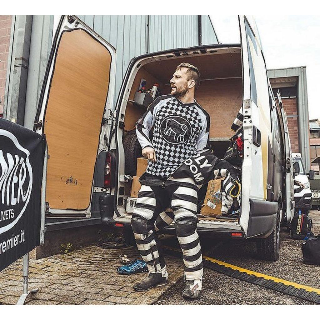 sg-11134275-8260y-mk281p6psyrkb4