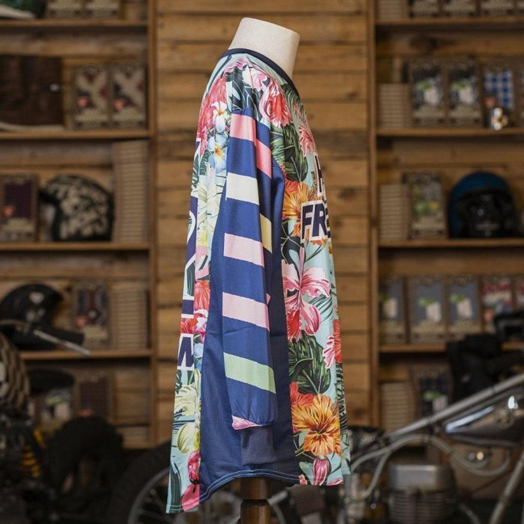 sg-11134275-8260c-mk281ougz2m809