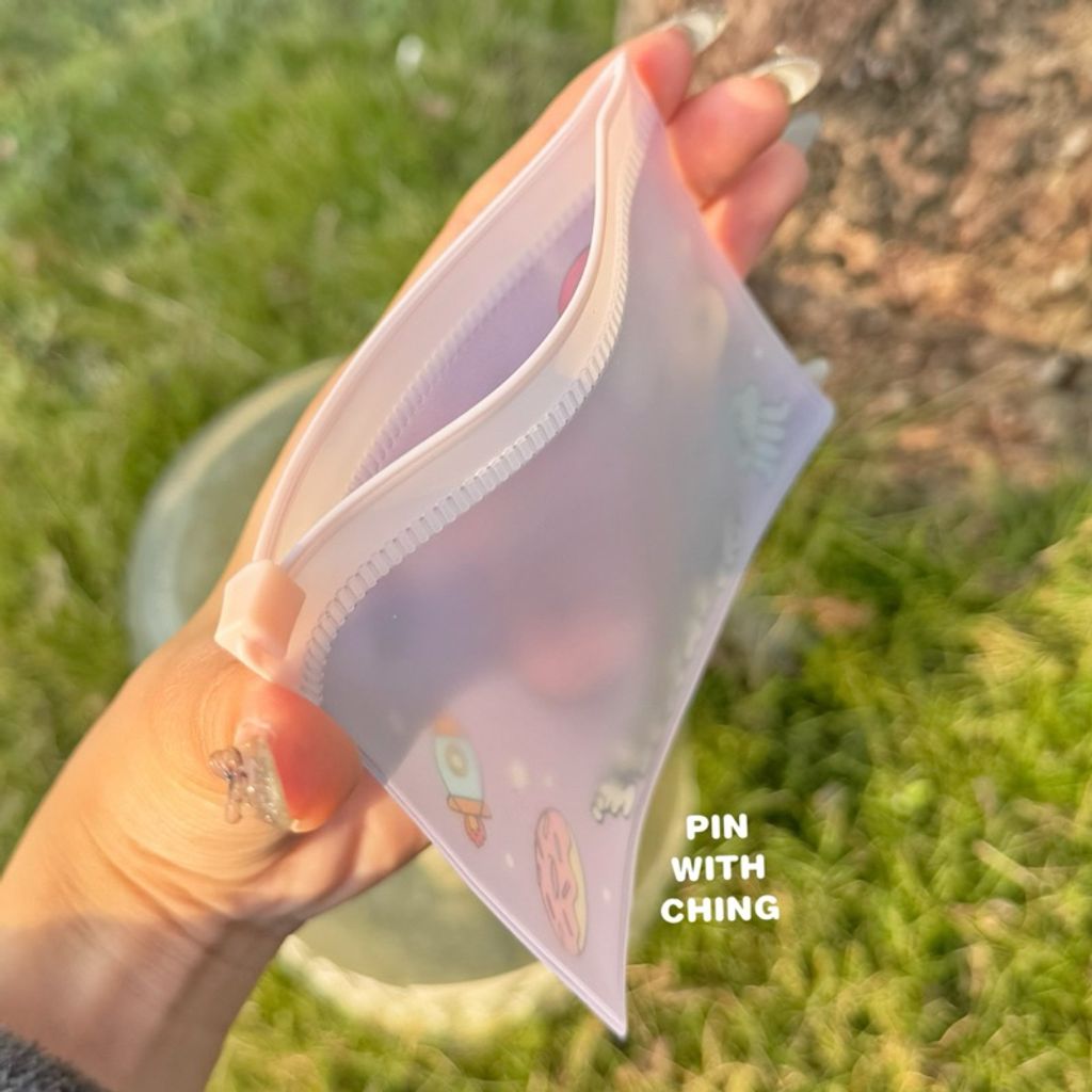 tw-11134207-7ras9-m4u8e7azrlfa5f