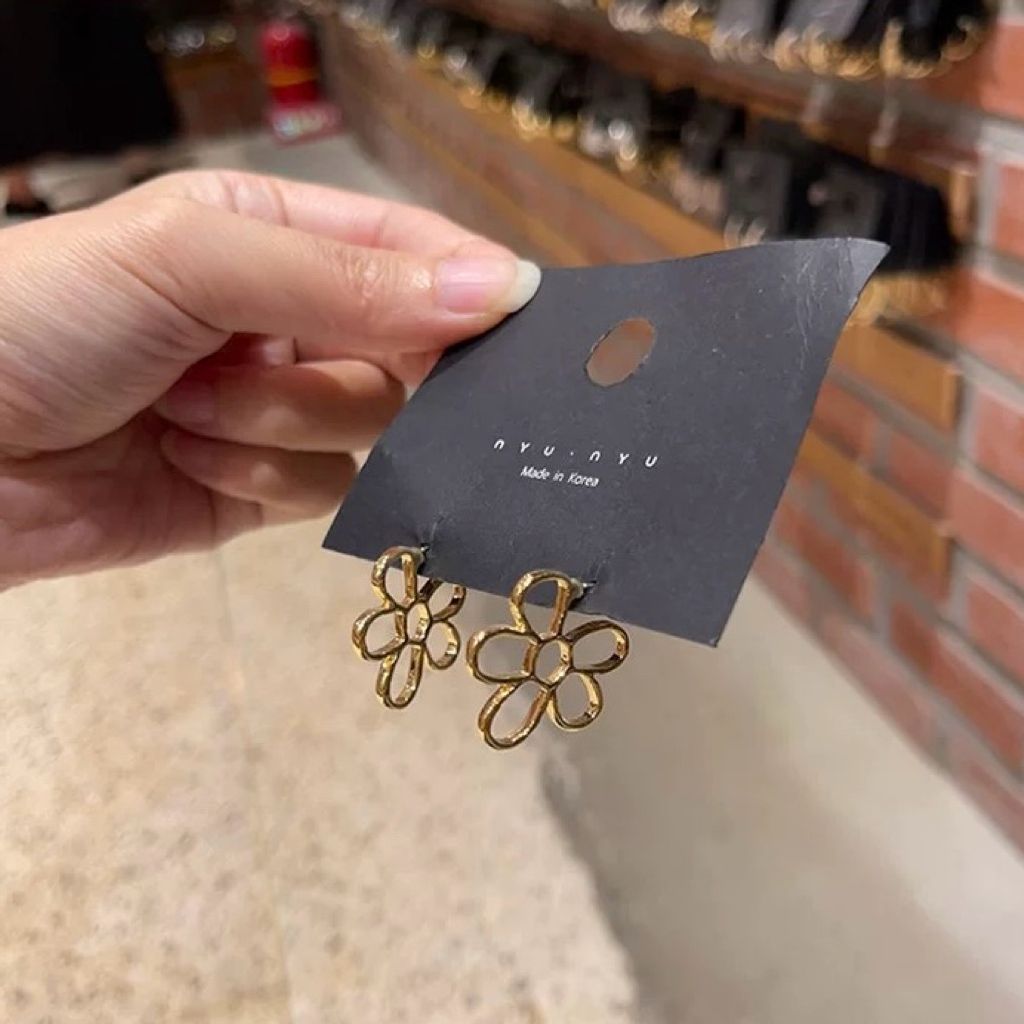 tw-11134207-81ztf-mgfatbooudjh54