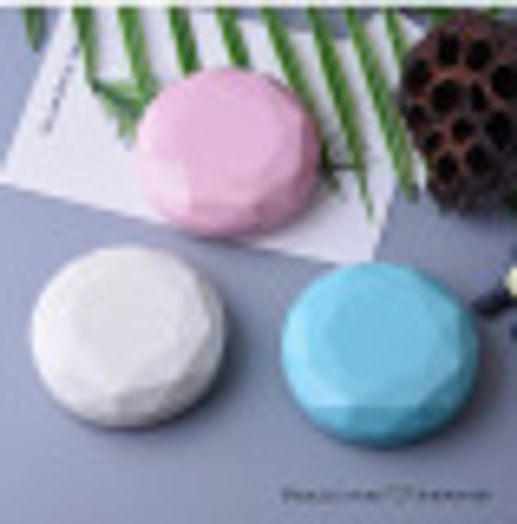 Compact Small Round Case Diamond