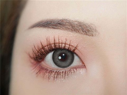 absolutegraycloseup_89f4227c-c547-4a7f-baad-4ba3c8687600