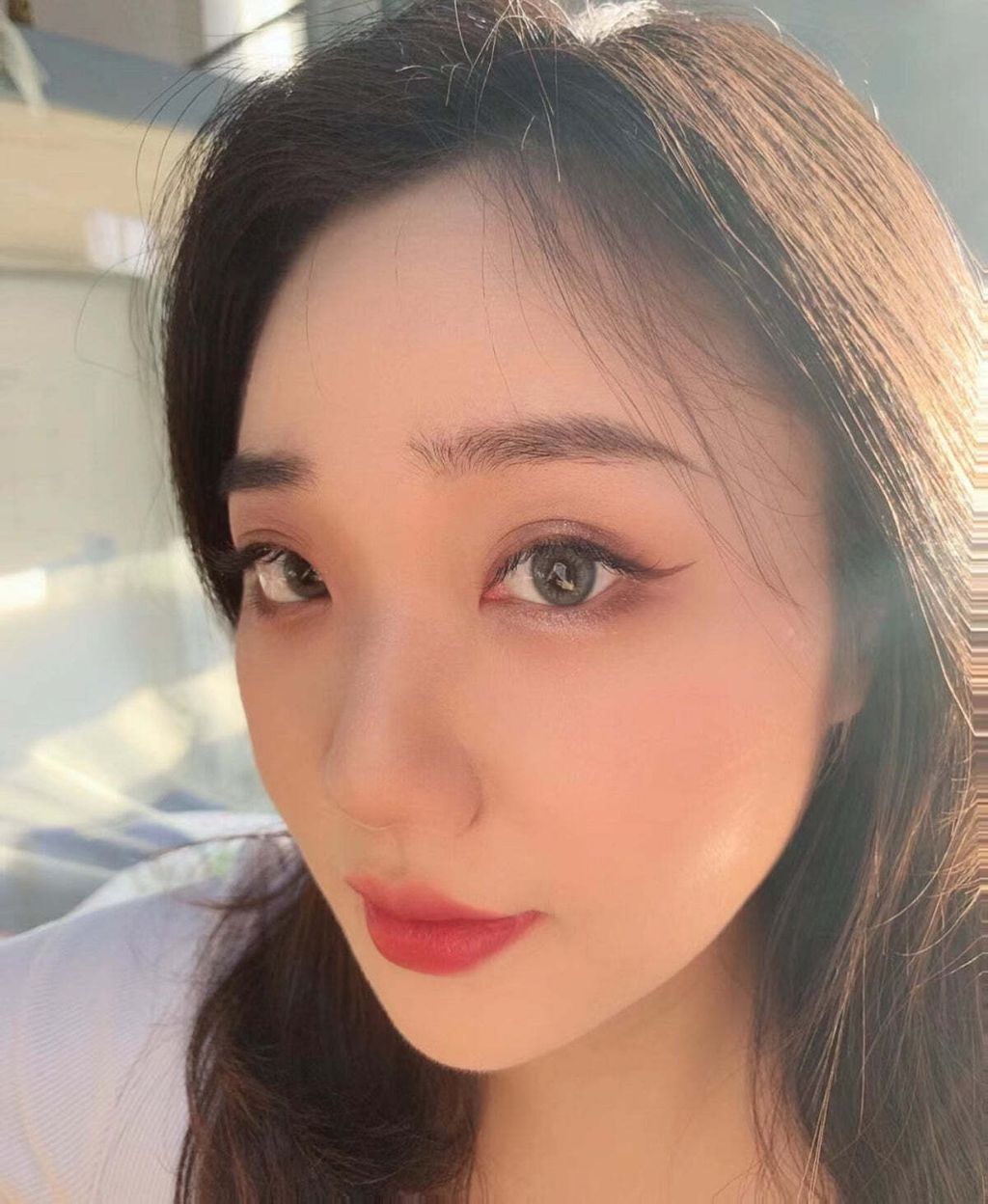 FCA4A990-2AC1-4C89-B933-3CA9899F041B