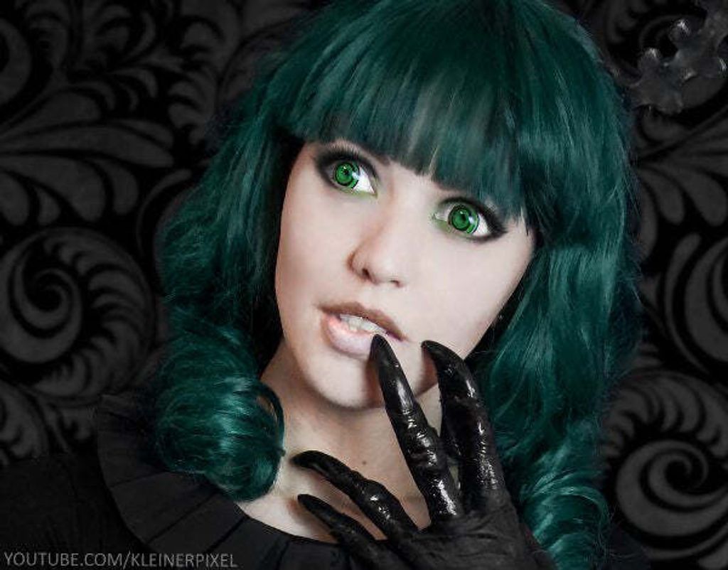 deadmaster-cosplay-kleinerpixel-Mini-Sclera-Lens-Green-Goblin_1649d501-0270-4d19-9aeb-63506fc32773