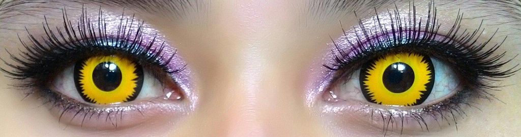Crazy-lens-yellow_werewolf-a_dbcb509a-d036-44f6-9bfd-bf48c736a636