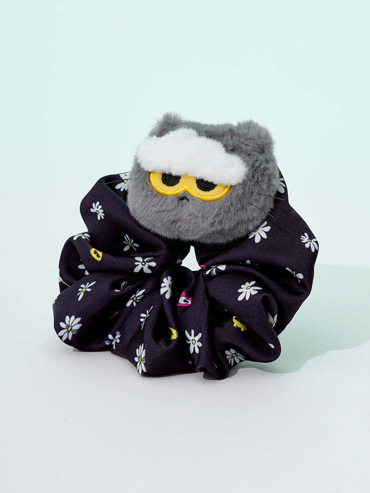 zo-n-friends-zoa-plush-hair-scrunchie-signature-01