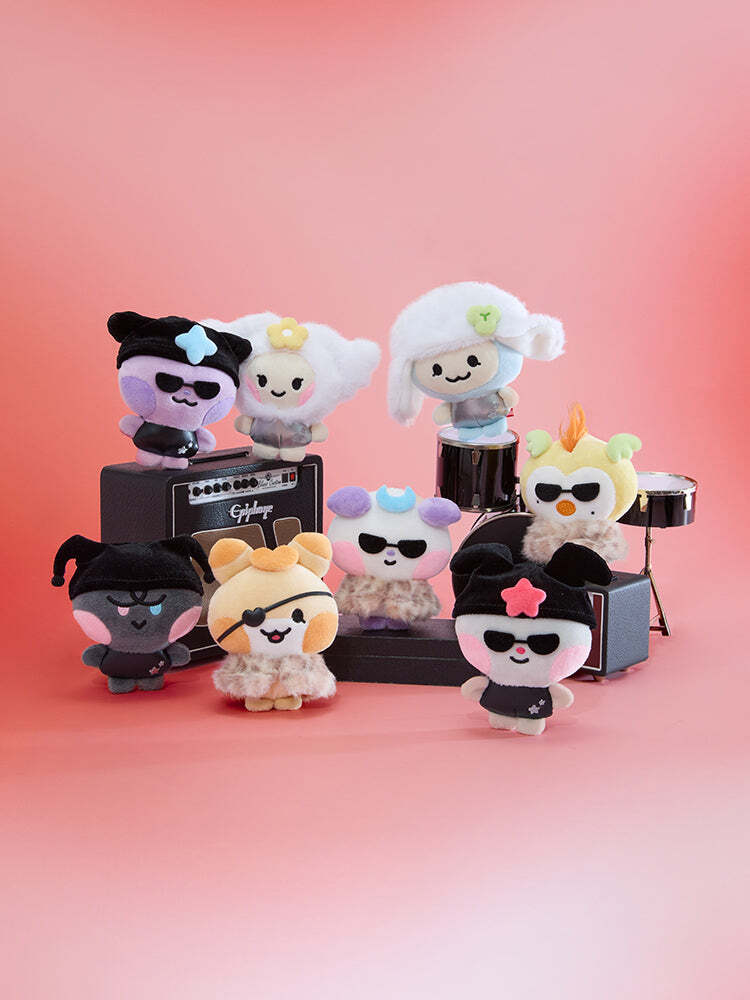 mighteez-rock-the-stage-plush-keyring-popstar-01