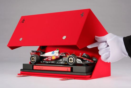 Amalgam 1:18 Ferrari | RISE Racing Official 賽車精選店｜F1周邊 & 賽車卡丁裝備 & 模型