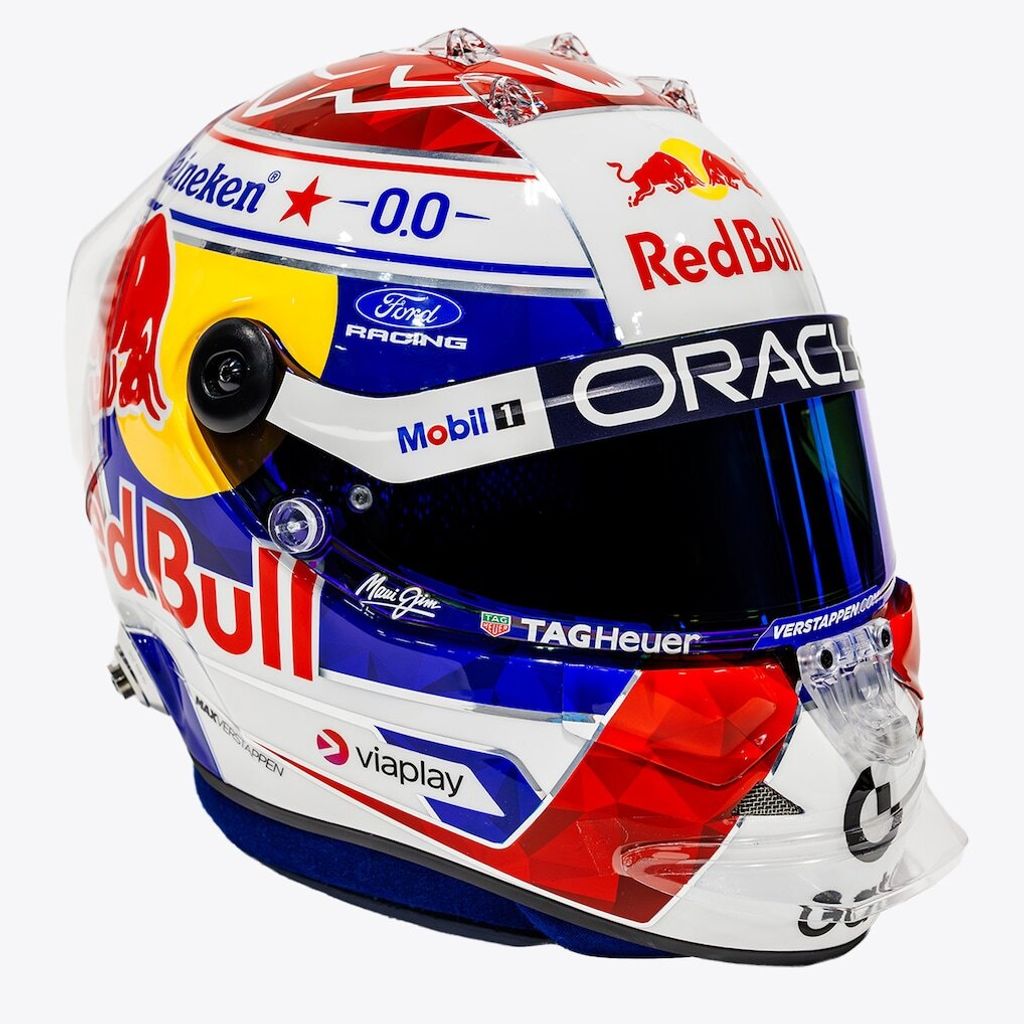 max-verstappen-red-bull-racing-2026-season-helmet-1-2-model_ss5_p-203810714+pv-3+u-euyalyto92umx6emfelu+v-fkluabinbzcqa0mkgawr