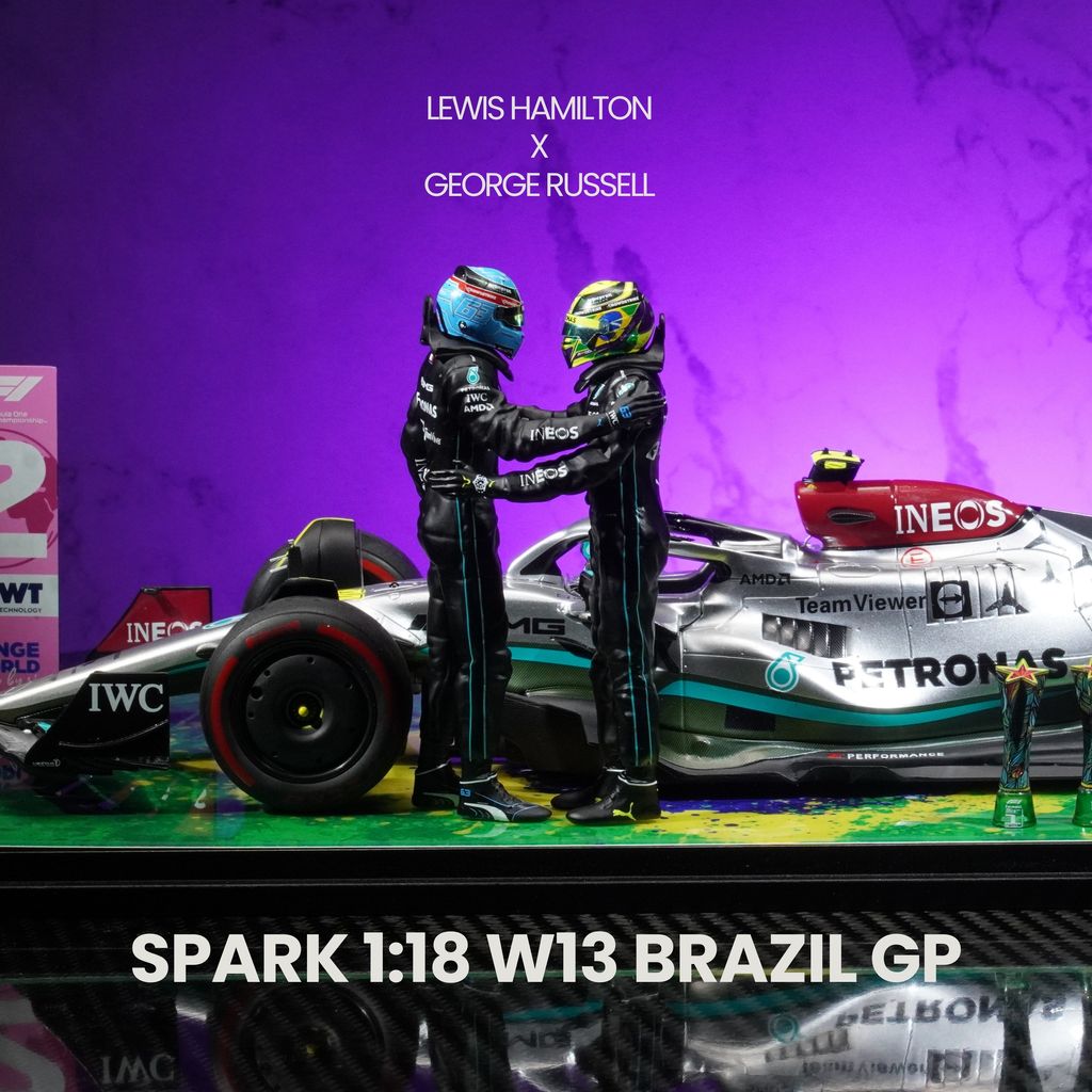 2025 Carlos sainz 15 helmet 的複本 (1080 x 1080 像素)