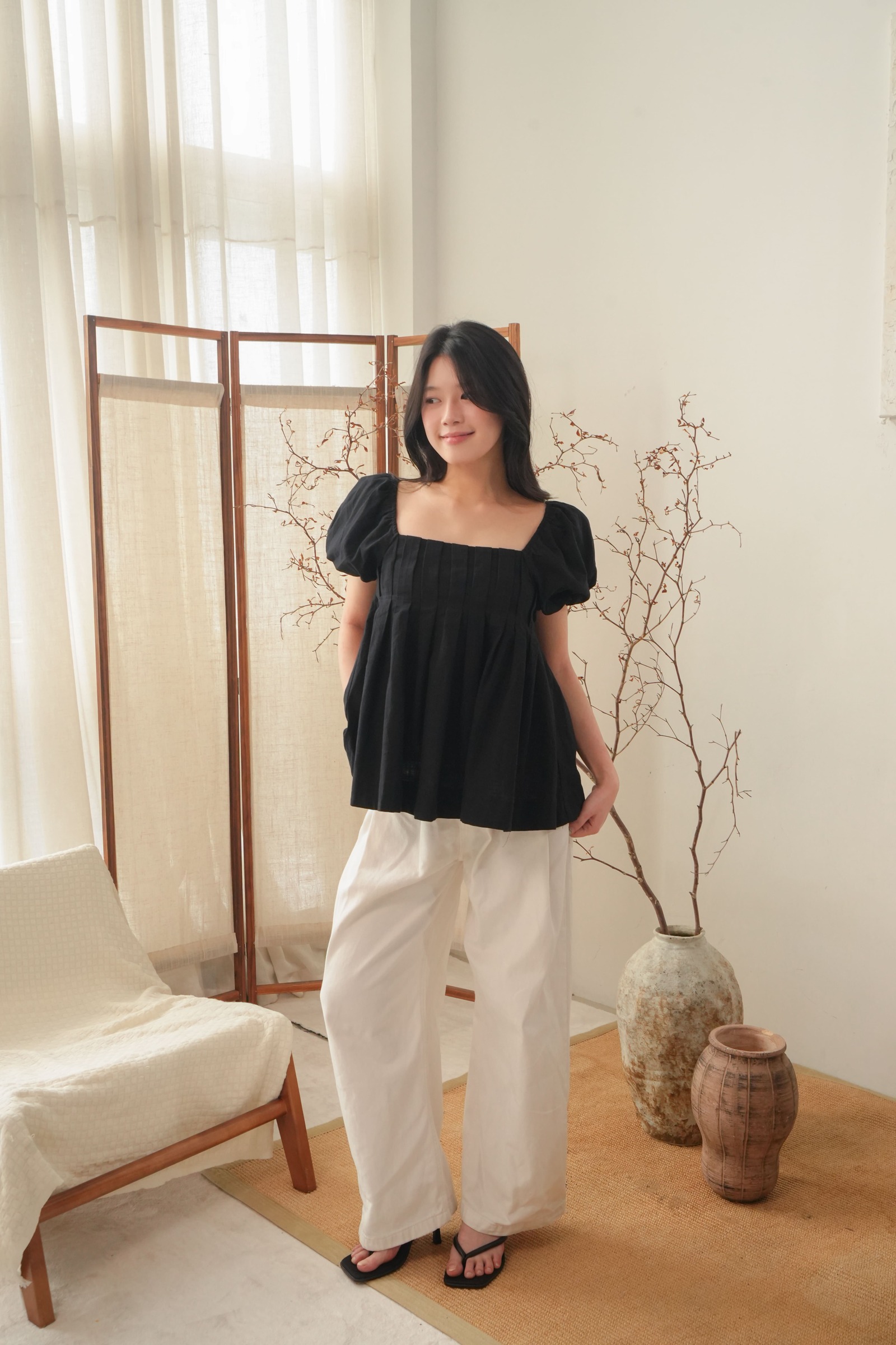 Sophie - Black Linen-2