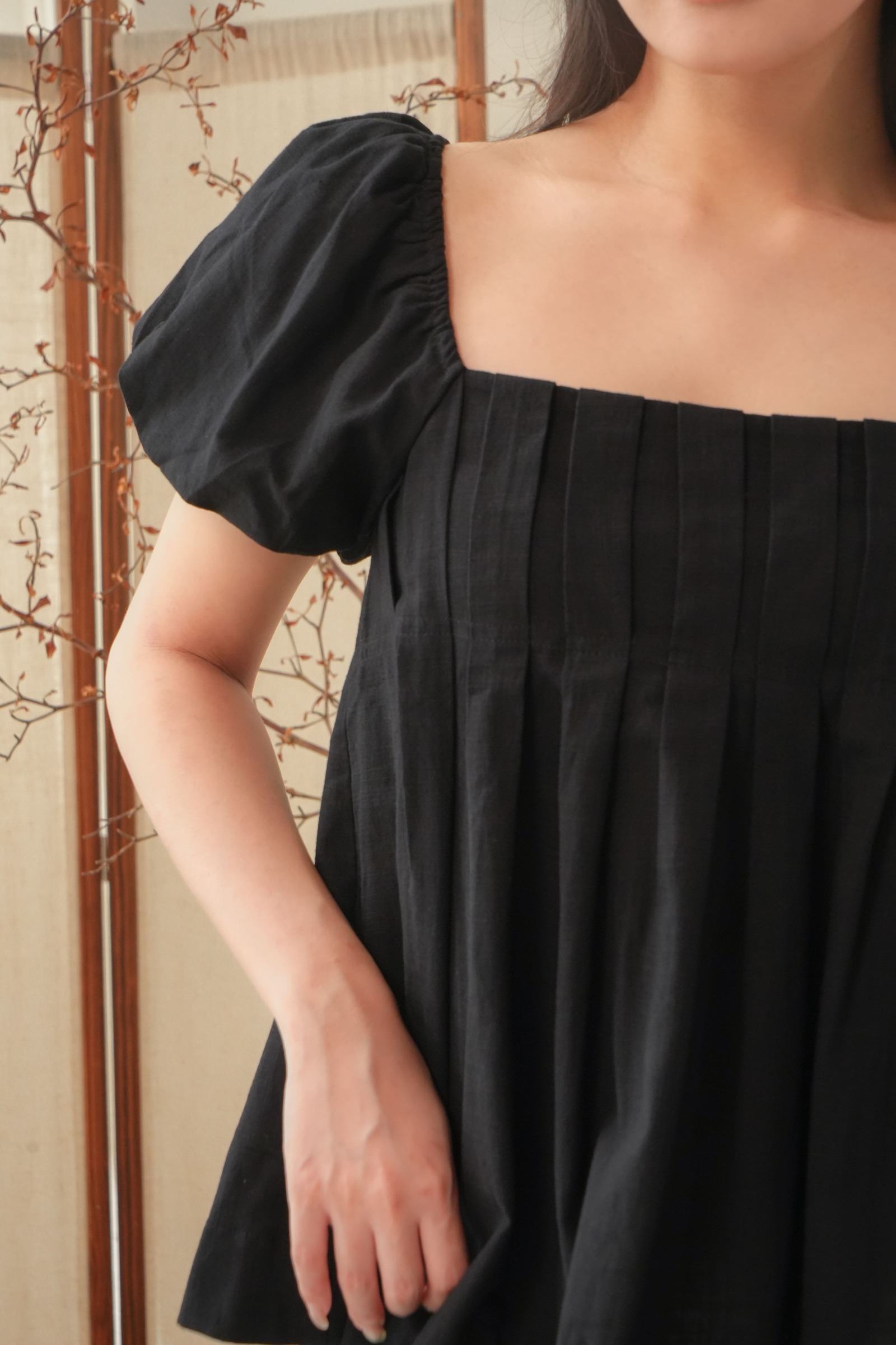Sophie - Black Linen-8
