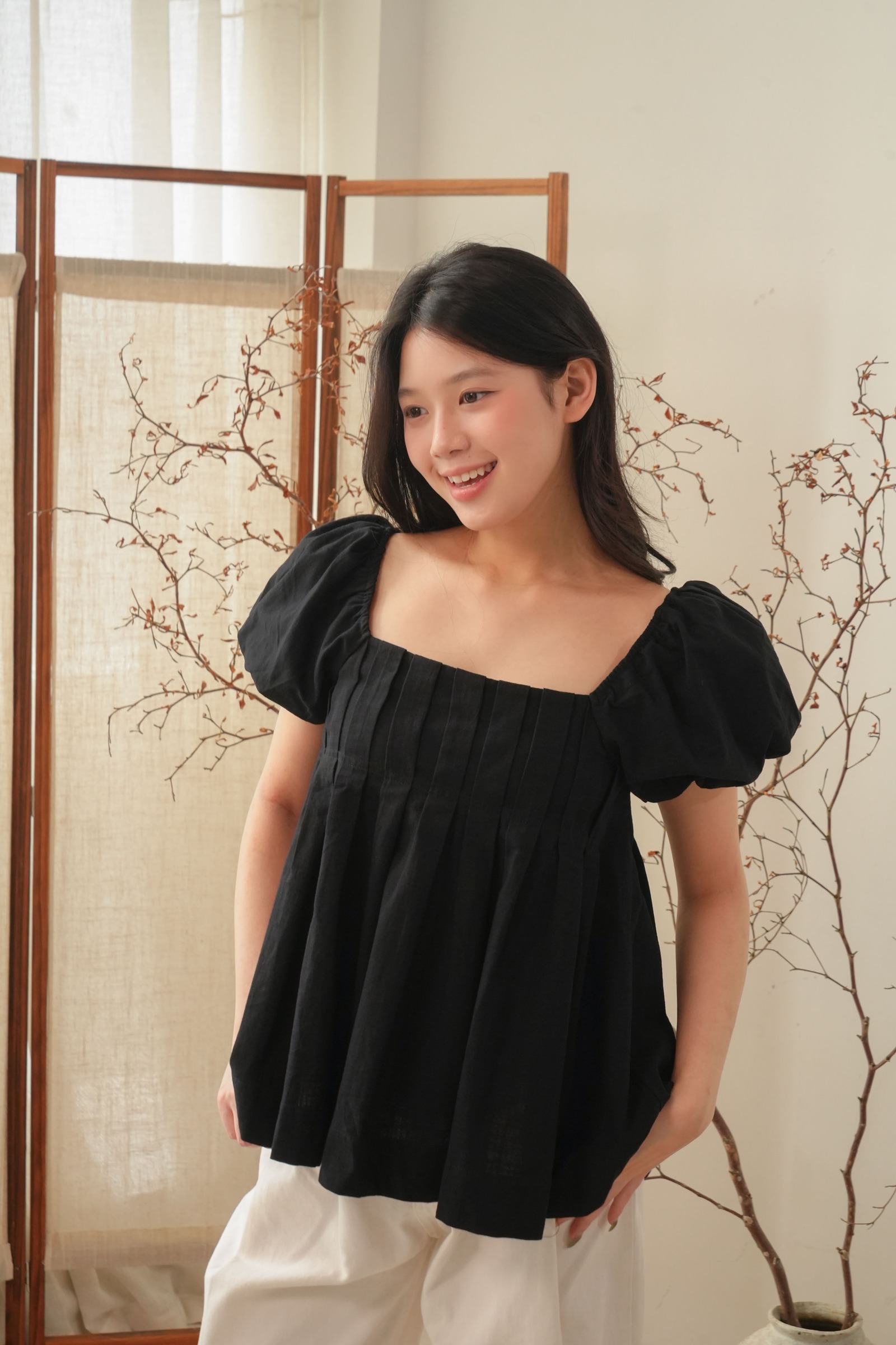 Sophie - Black Linen-4