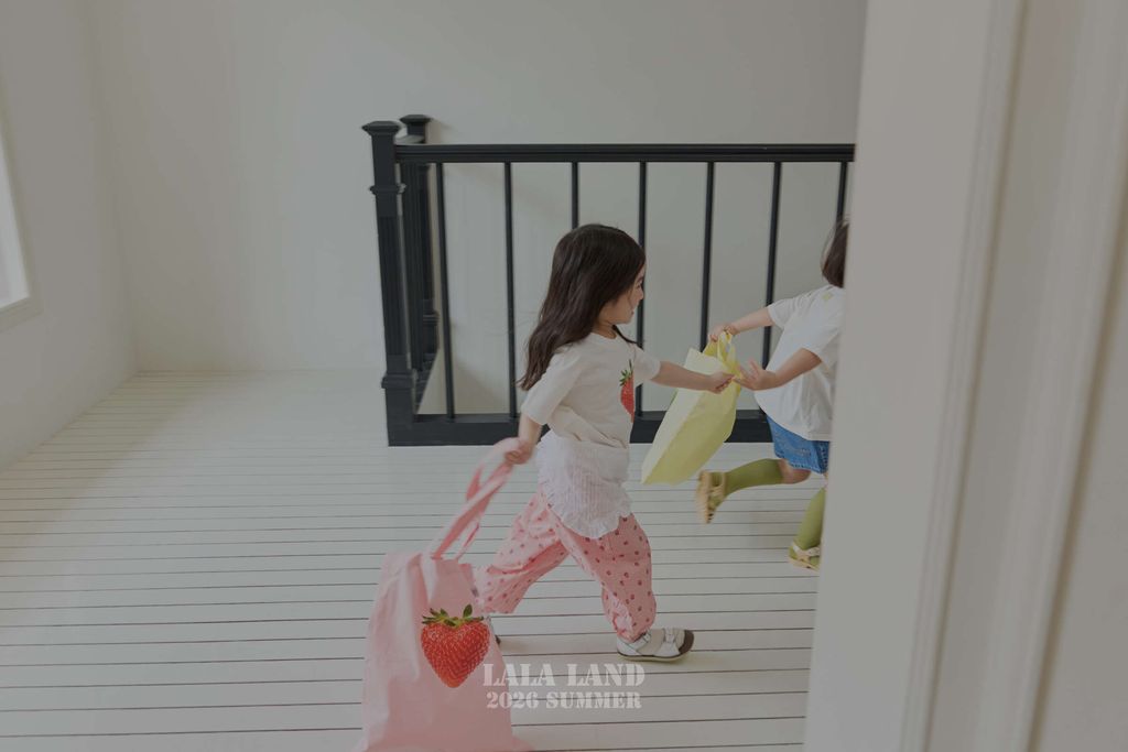 0323 라라랜드0352