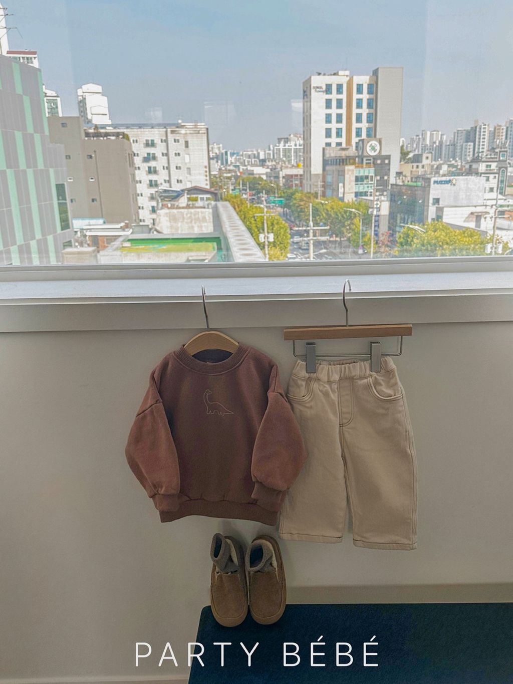 PARTYBEBE LOGO INSTA 211-240-30